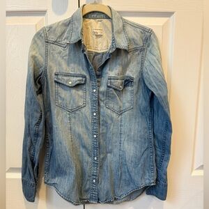 CLUB MONACO Women’s Western Style Denim Button Down Shirt Size Small